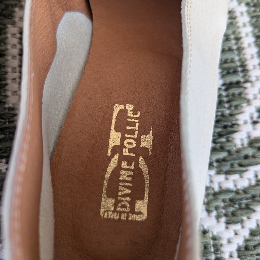 Artisan Handcrafted Italian Leather Flats (Purchased in Italy 🇮🇹) - Picture 9 of 12